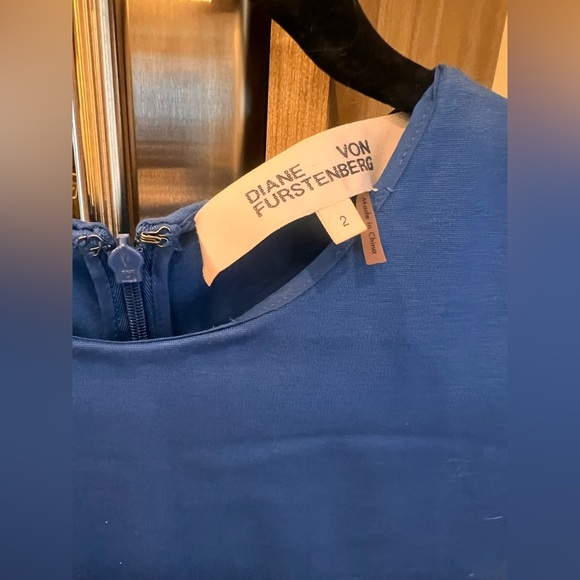 Diane Von Furstenberg Colorblock Sheath Dress NWT Size 0 - Picture 3 of 4